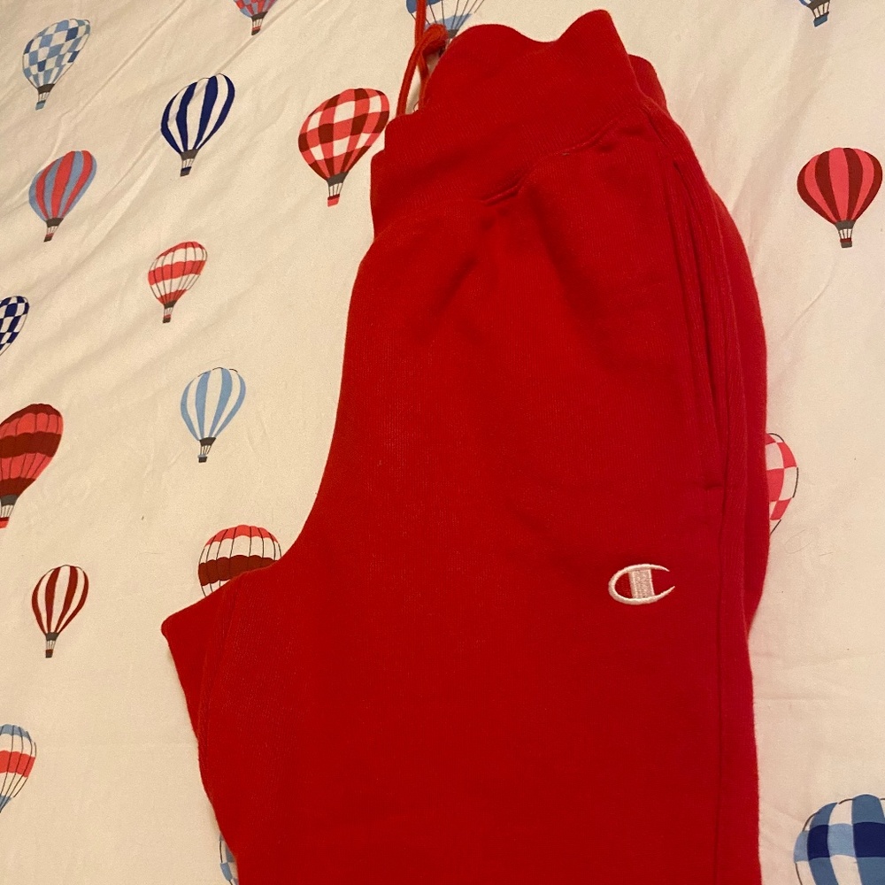 Champion reverse weave red joggers xs